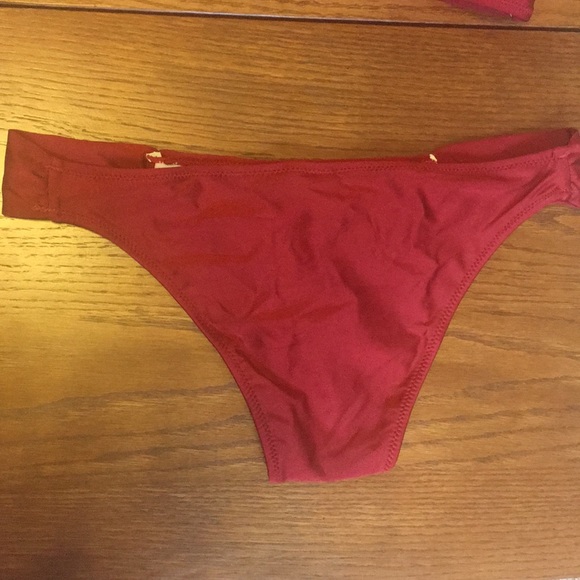 Beautiful Bikini Set - Picture 4 of 6